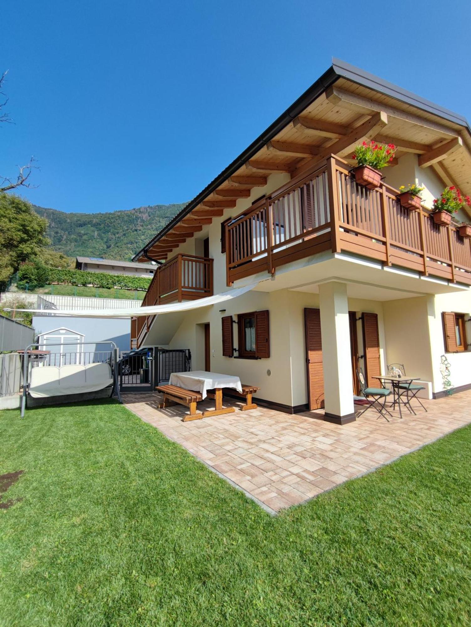 Ferienwohnung Il Riccio Del Castagno Novaledo Exterior foto